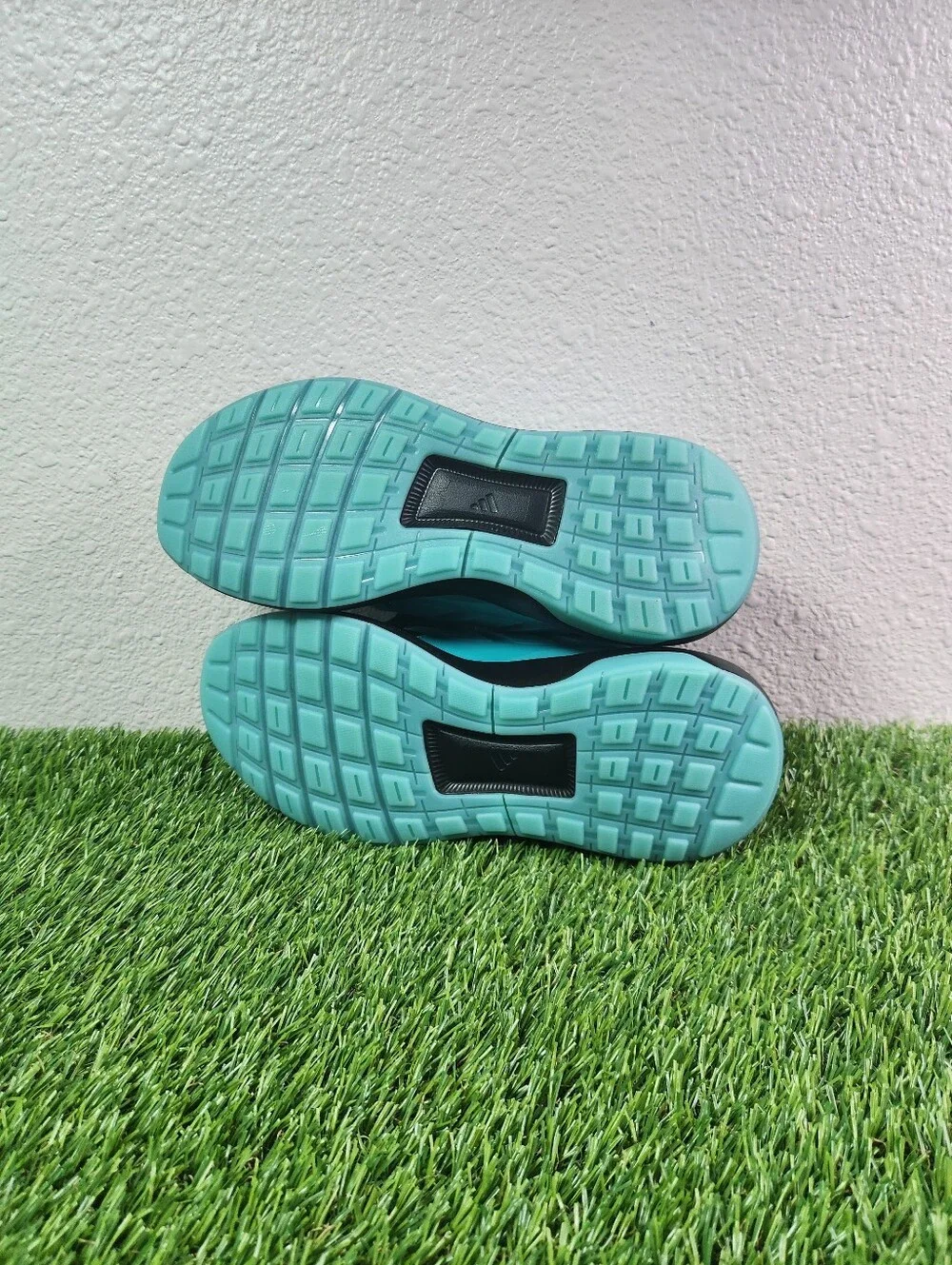 adidas Mercedes Amg Petronas Formula One Team Ultimashow 2.0 M Size 7.5/W 8.5